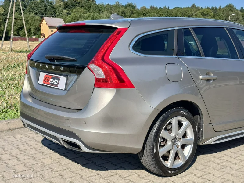 Volvo V60 30