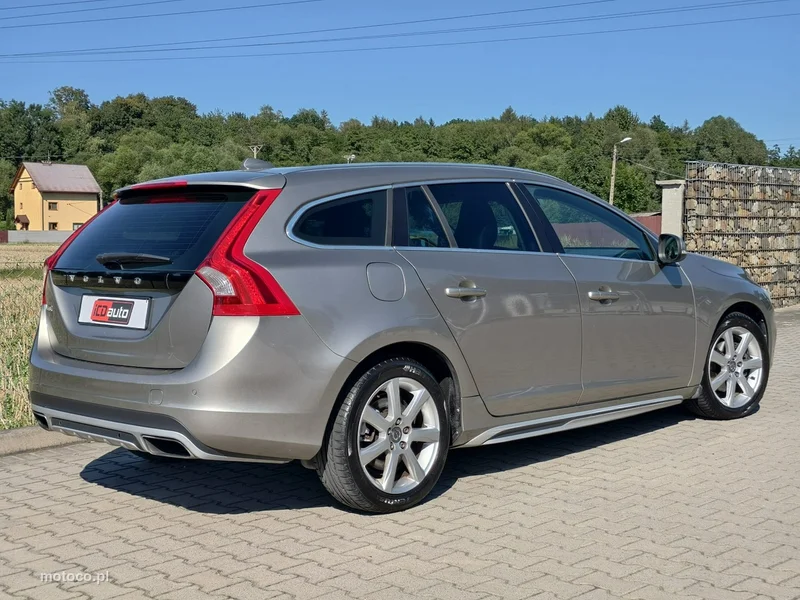 Volvo V60 7