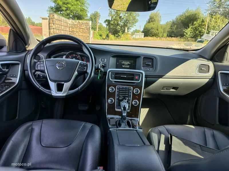 Volvo V60 10