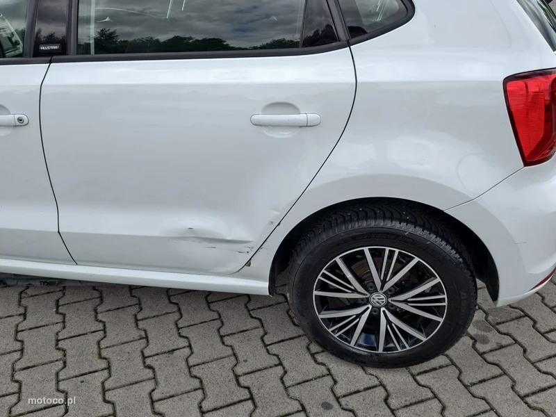 Volkswagen Polo V 6R 24