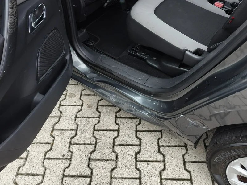 Citroen C4 Picasso 20