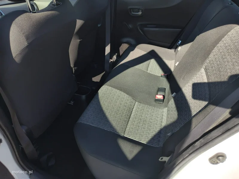 Toyota Yaris XP130 13