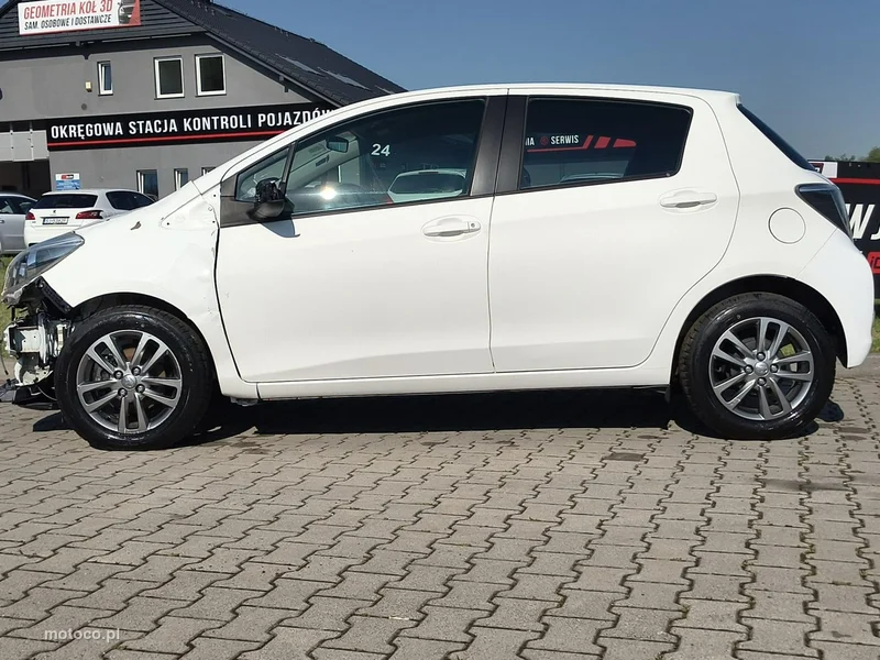Toyota Yaris XP130 3