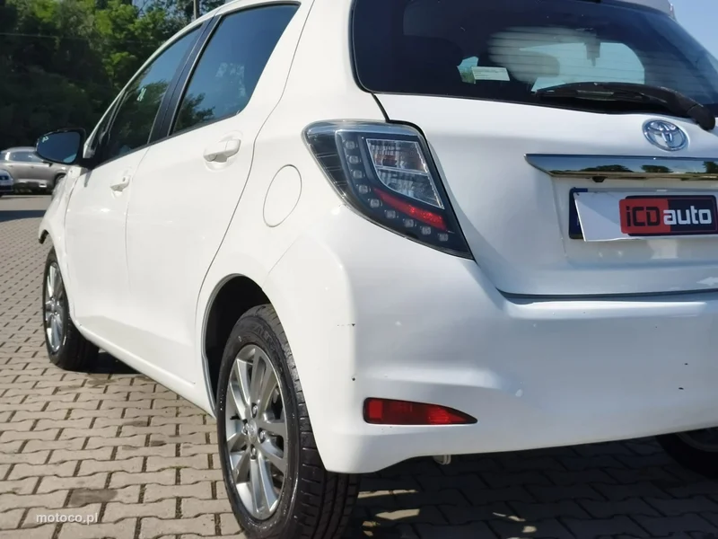 Toyota Yaris XP130 30