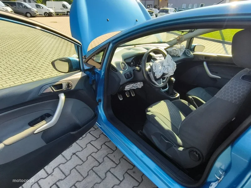 Ford Fiesta VI 9