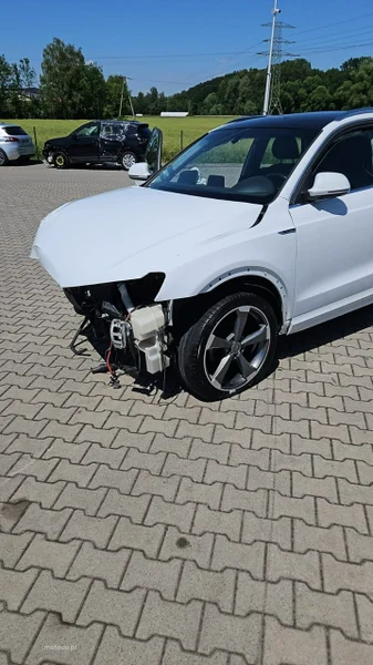 Audi Q3 8U 15