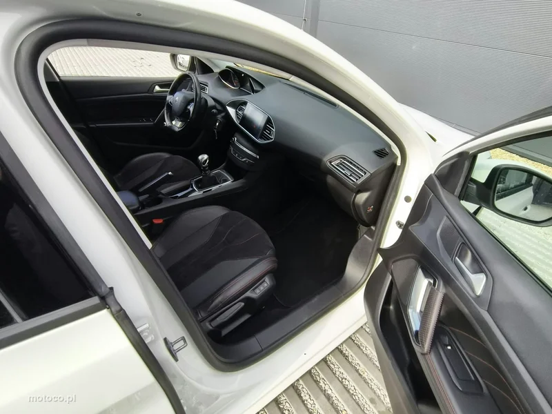 Peugeot 308 15