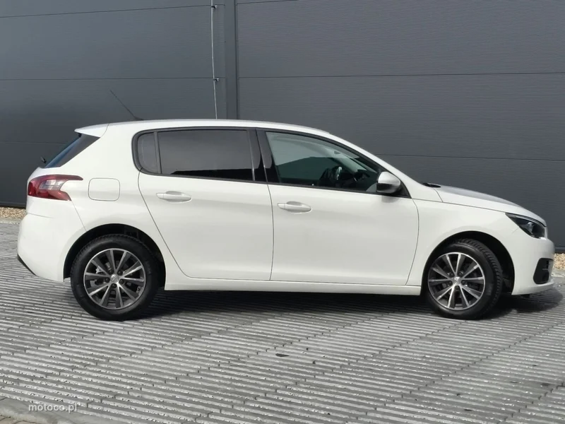 Peugeot 308 8