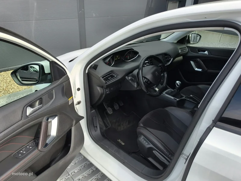 Peugeot 308 10