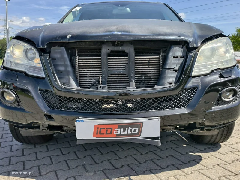Mercedes-Benz ML W164 320 26