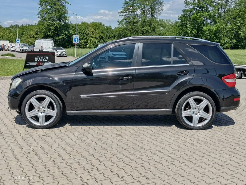 Mercedes-Benz ML W164 320 4