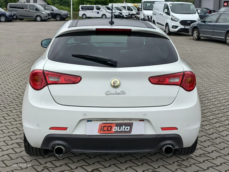 Alfa Romeo Giulietta 6