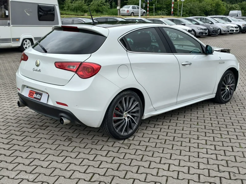 Alfa Romeo Giulietta 7