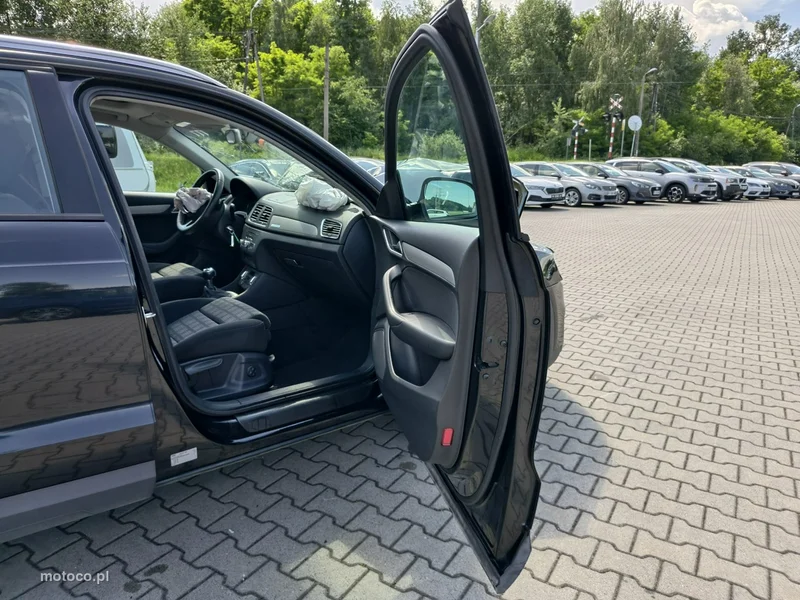 Audi Q3 8U 15