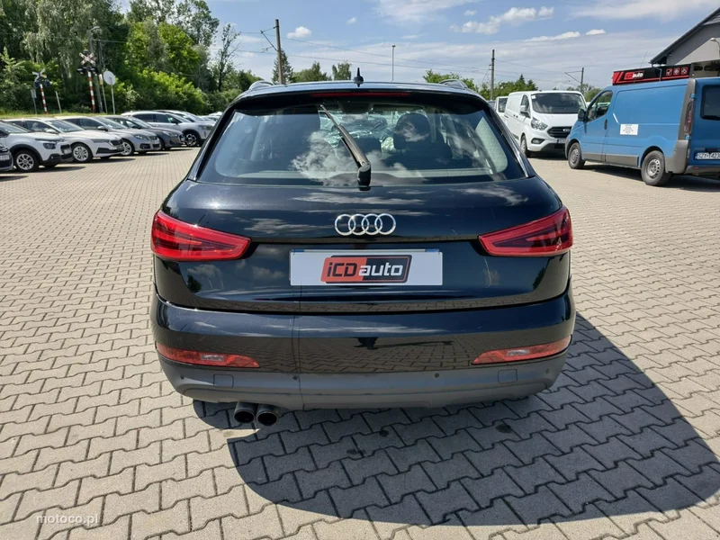 Audi Q3 8U 6