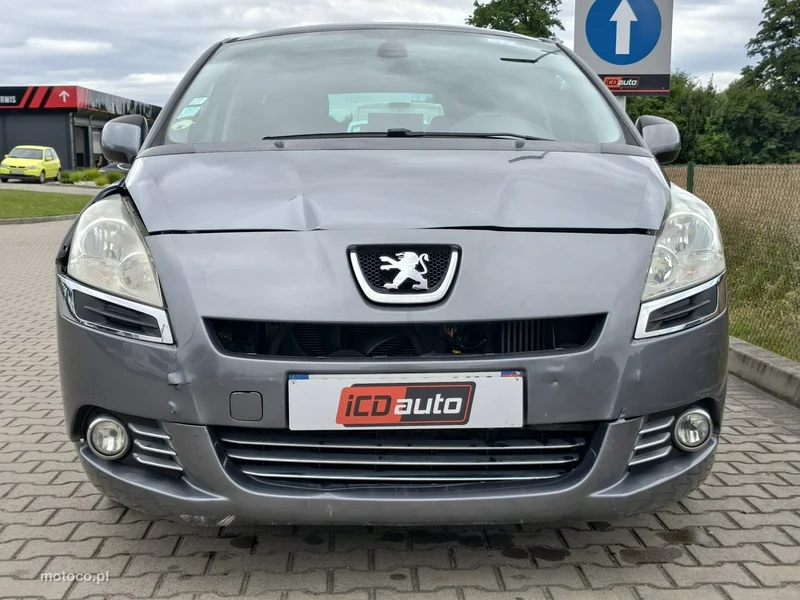 Peugeot 5008 2