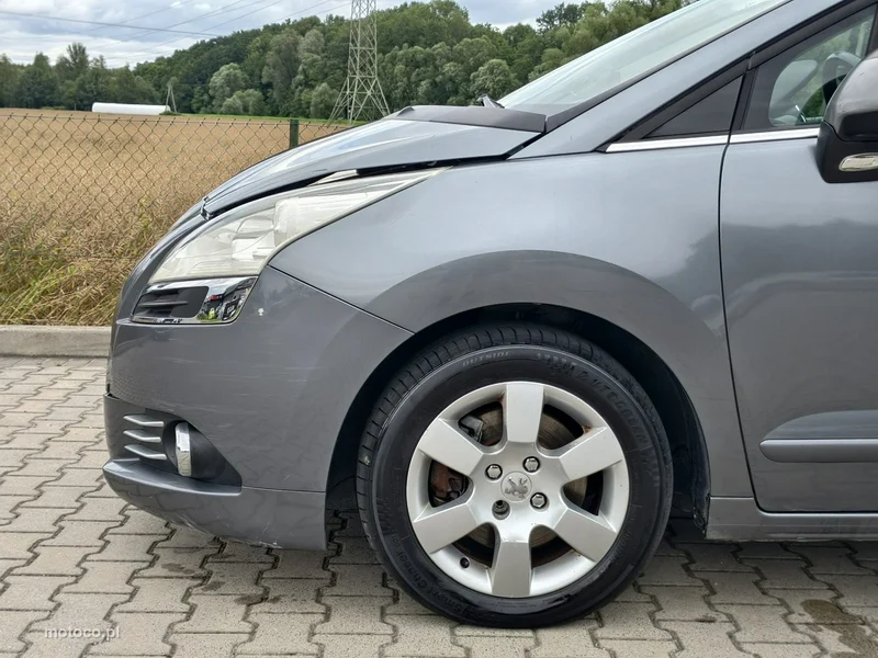 Peugeot 5008 27