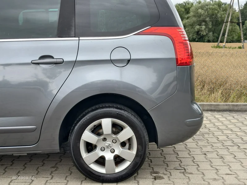 Peugeot 5008 28