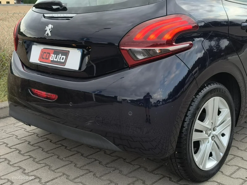 Peugeot 208 21
