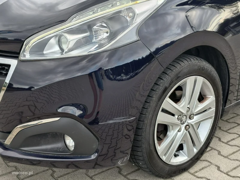 Peugeot 208 30