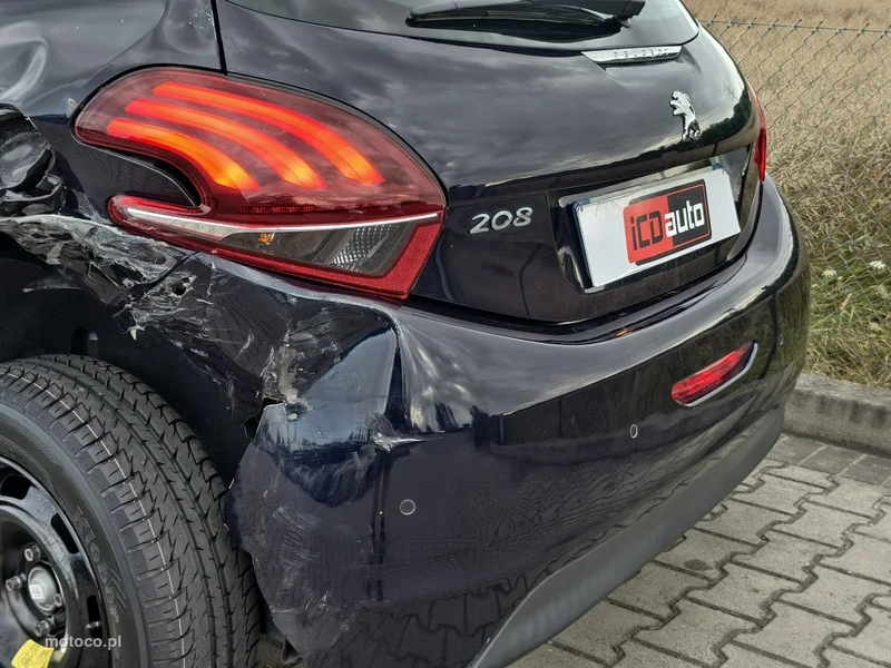 Peugeot 208 36