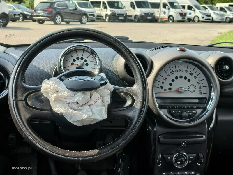 MINI Countryman 13