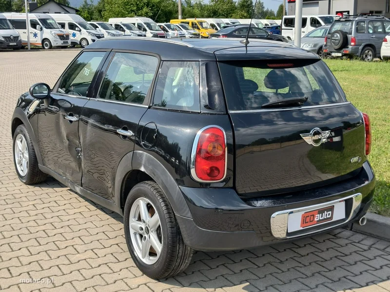 MINI Countryman 5