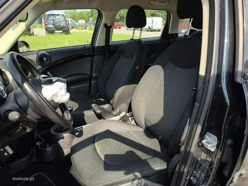 MINI Countryman 9