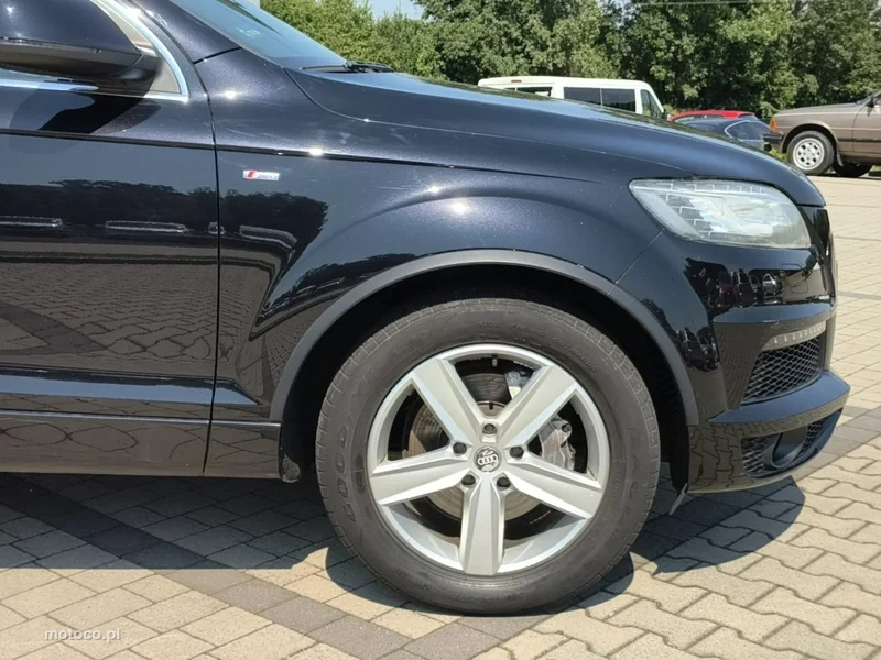 Audi Q7 4L 26