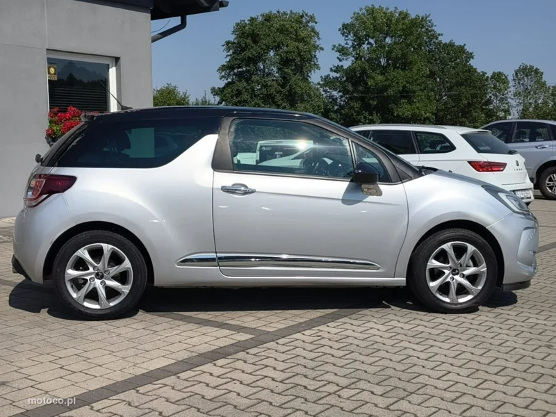 DS Automobiles DS 3 8