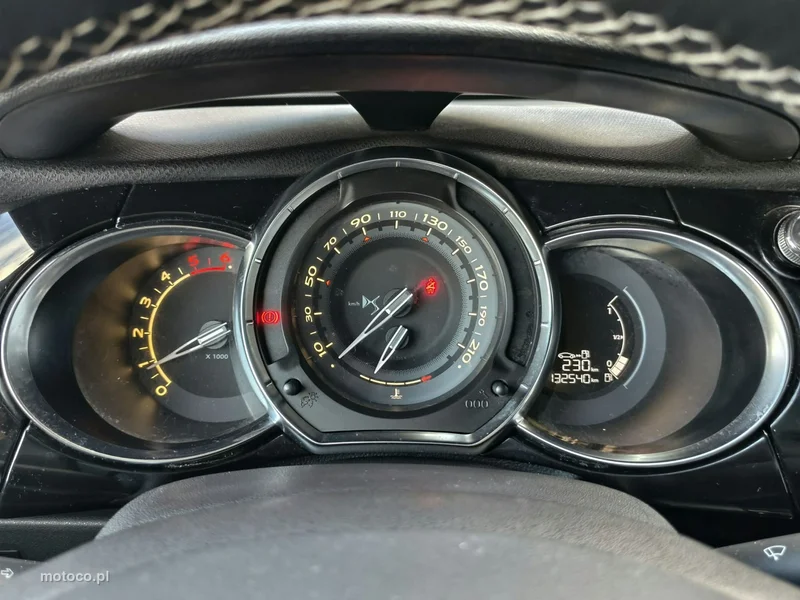 DS Automobiles DS 3 9