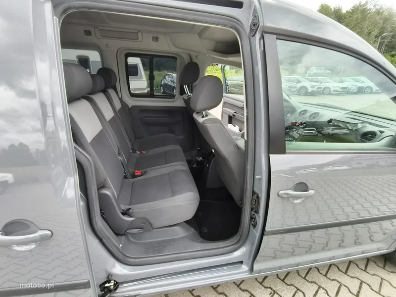 Volkswagen Caddy III 13