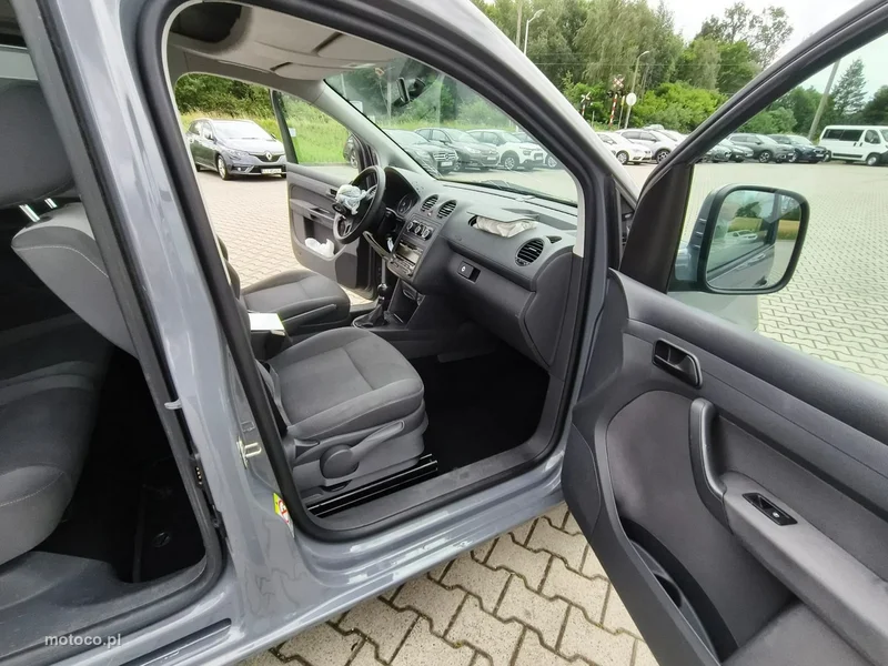 Volkswagen Caddy III 16
