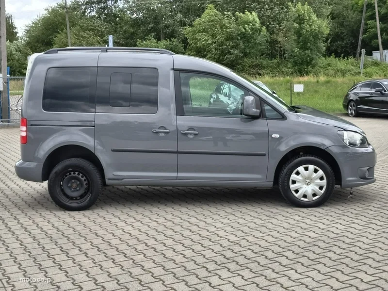 Volkswagen Caddy III 6