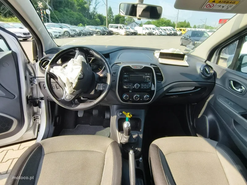 Renault Captur I 10