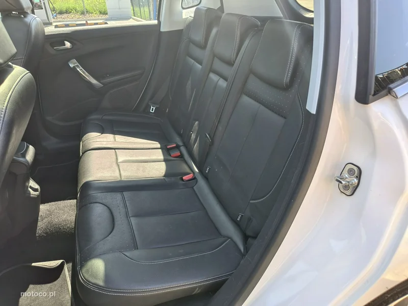 Peugeot 2008 17