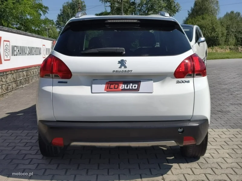Peugeot 2008 6