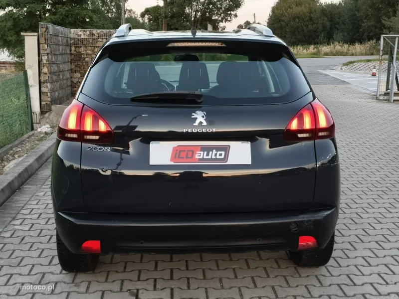 Peugeot 2008 6