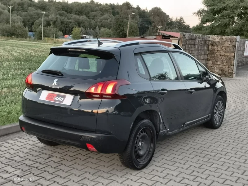 Peugeot 2008 7