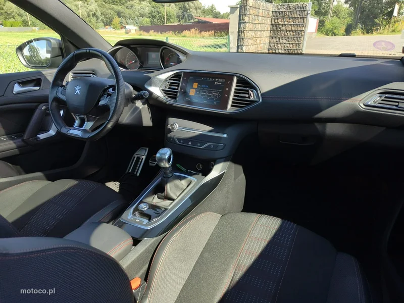 Peugeot 308 SW 11