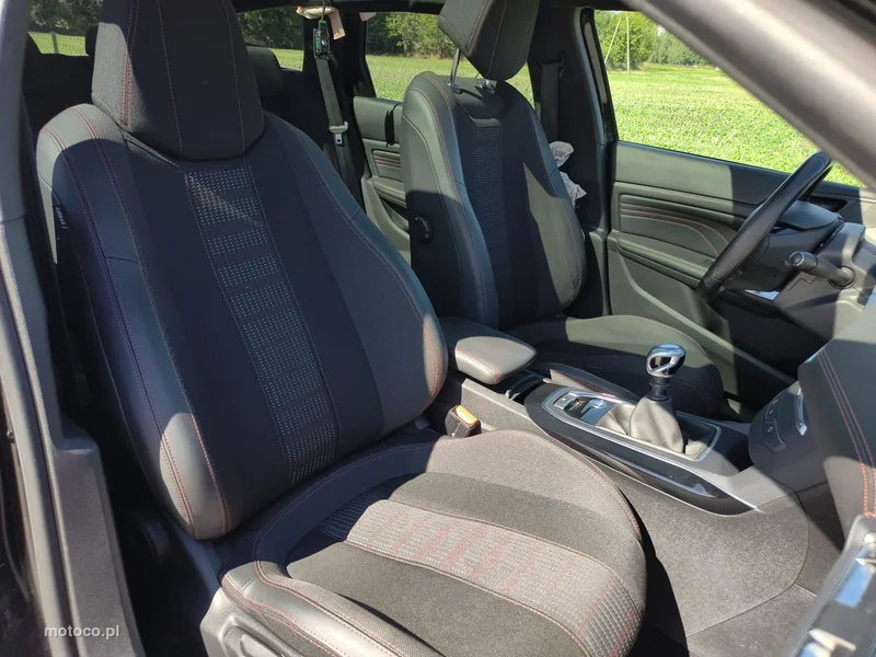 Peugeot 308 SW 15