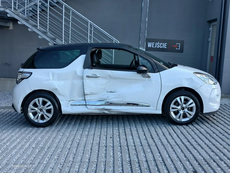 DS Automobiles DS 3 8