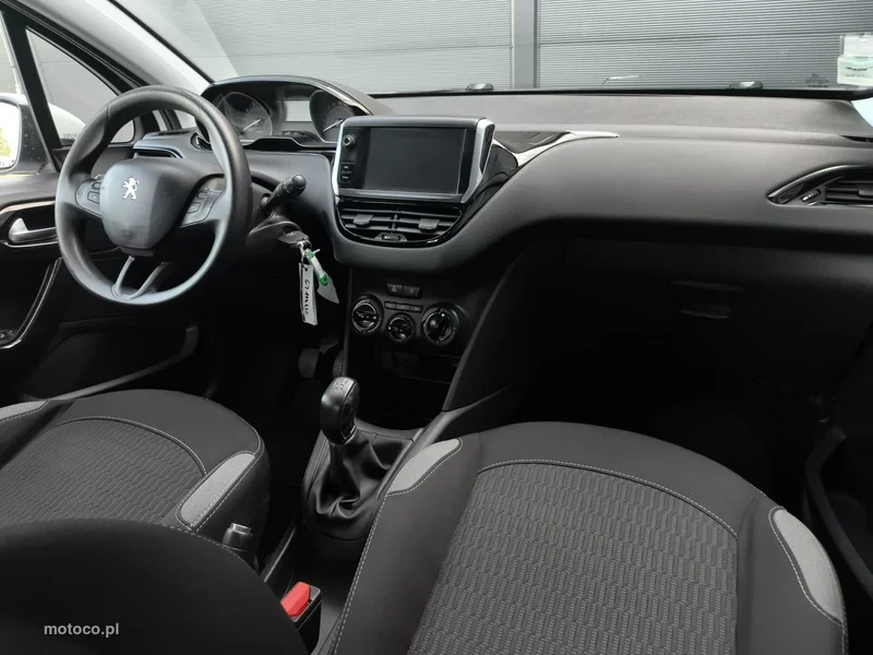 Peugeot 208 14