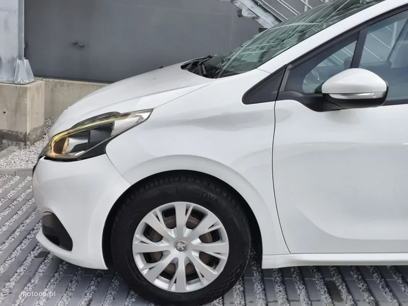 Peugeot 208 28