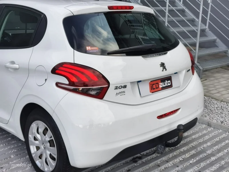 Peugeot 208 30