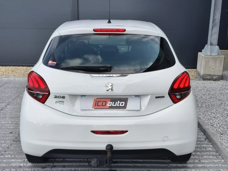Peugeot 208 6