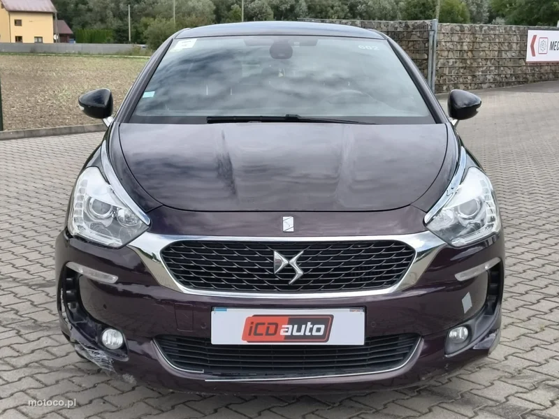 DS Automobiles DS 5 2