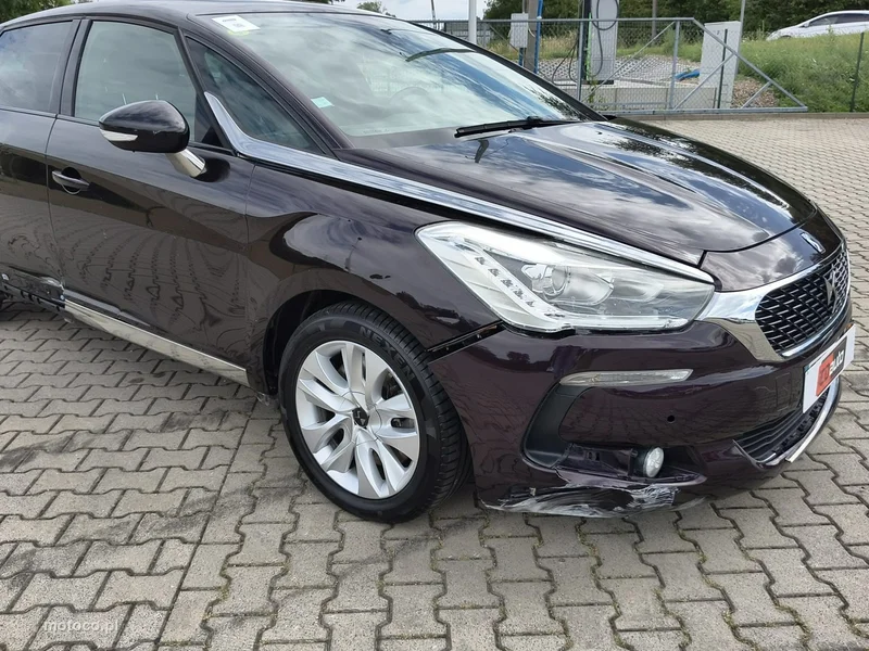 DS Automobiles DS 5 19