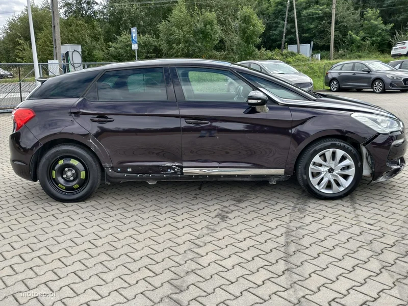 DS Automobiles DS 5 8