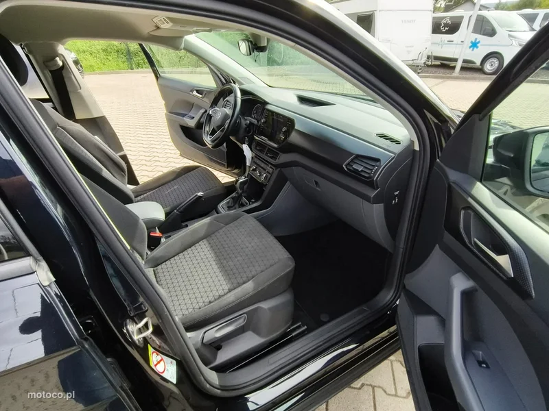 Volkswagen T-Cross C1 16